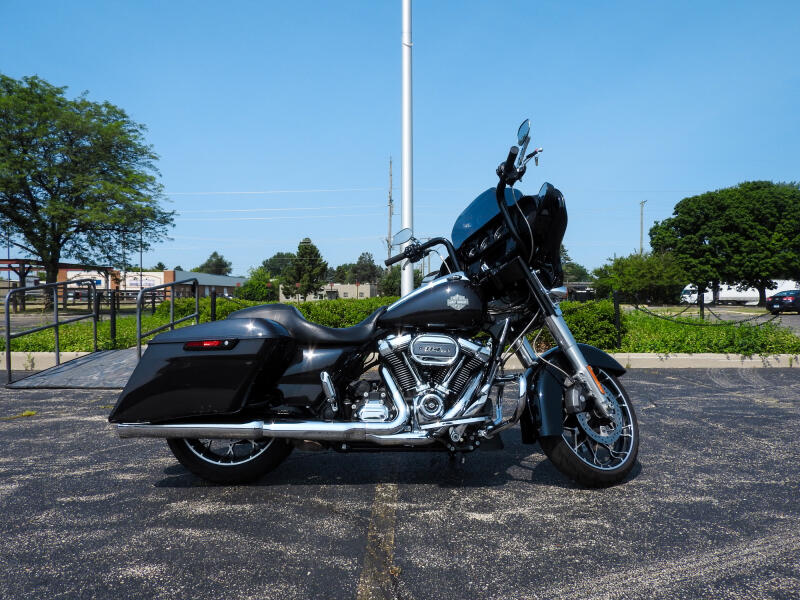 Harley-Davidson® Street Glide® Special 2021 FLHXS BLACK JACK METALLIC