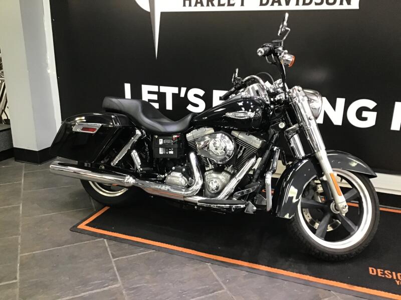 2013 Harley-Davidson® Switchback™ Vivid Black