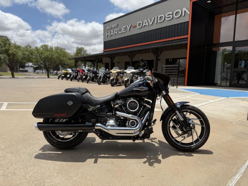 2020 Harley-Davidson® Sport Glide® Midnight Blue
