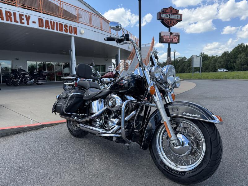 2014 Harley-Davidson® Heritage Softail® Classic Black