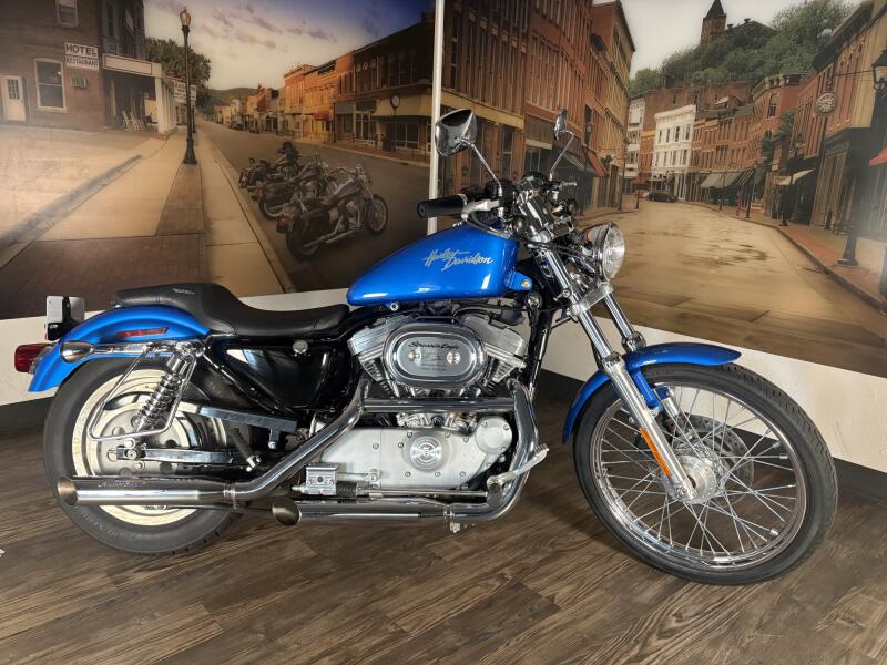 2002 Harley-Davidson® Sportster® 883 Custom Impact Blue