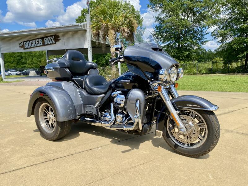 2021 Harley-Davidson Tri Glide Ultra Gauntlet Gray Metallic/Vivid Black