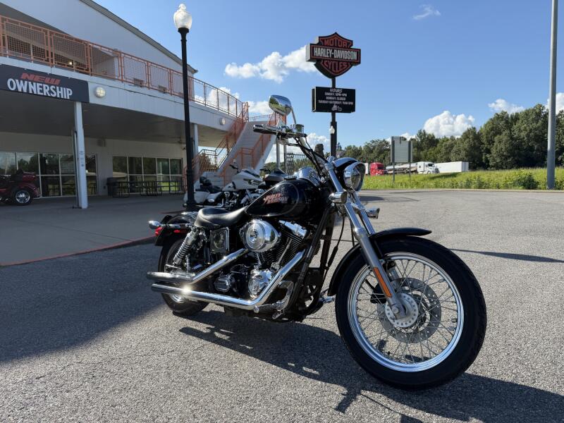 2004 Harley-Davidson® Low Rider® Black