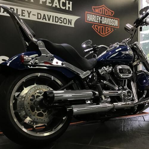 2023 Harley-Davidson® Fat Boy® 114 Bright Billiard Blue thumb 0