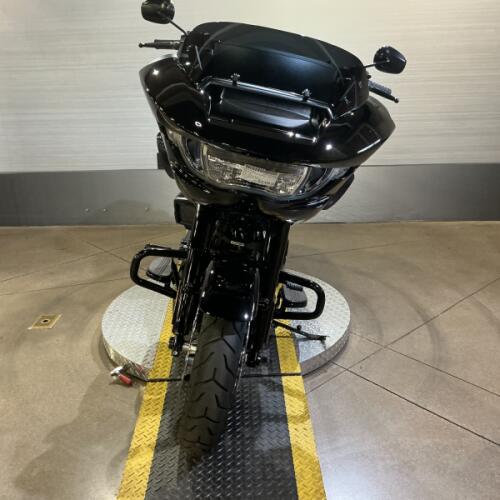 FLTRX 2026 Road Glide® thumb 2