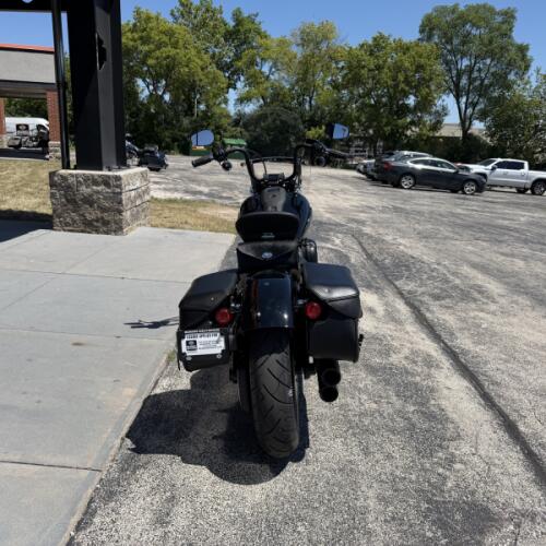 FXBB 2019 Street Bob® thumb 2
