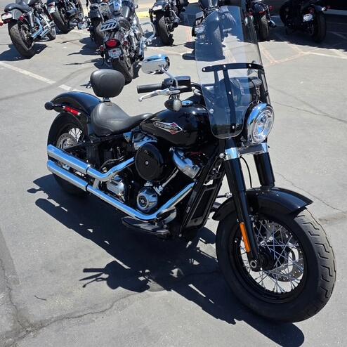 FLSL 2019 Softail Slim® thumb 3