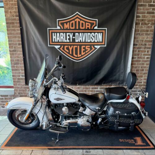2013 Harley-Davidson® Heritage Softail® Classic Bright White thumb 0