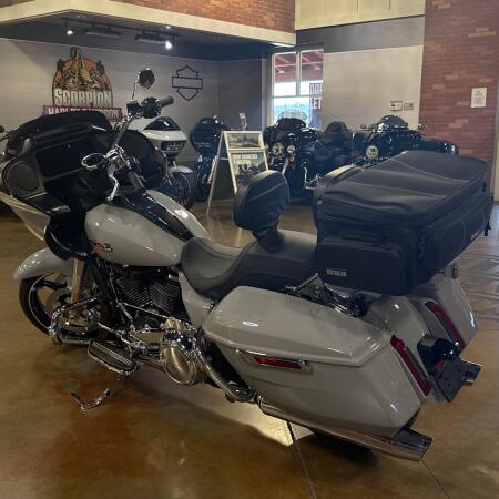 FLTRX 2025 Road Glide™ thumb 1