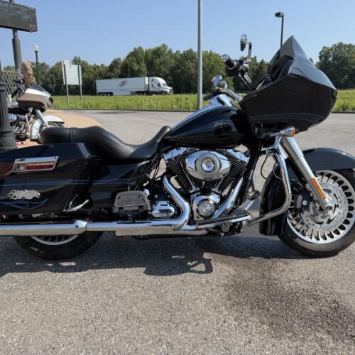 2009 Harley-Davidson® Road Glide® Black thumb 2