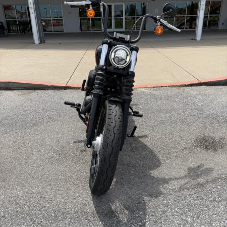 2021 Harley-Davidson® Street Bob® 114 Vivid Black thumb 0