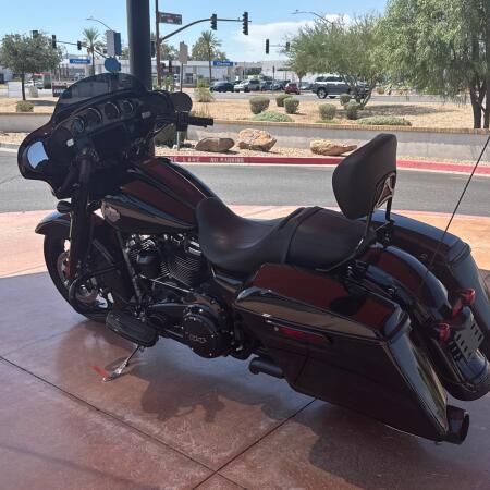 FLHXS 2023 Street Glide® Special thumb 1