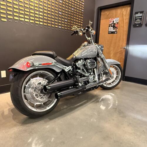2024 Harley-Davidson® Fat Bob® 114 Billiard Gray thumb 0