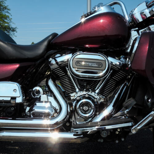 FLHR 2018 Road King® thumb 2