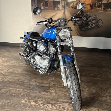 2002 Harley-Davidson® Sportster® 883 Custom Impact Blue thumb 2