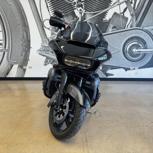 2021 Road Glide® Limited FLTRK thumb 2