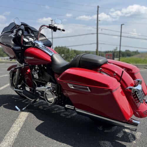 FLTRX 2023 Road Glide® thumb 0