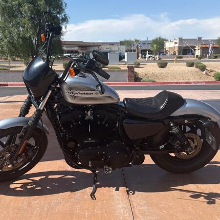XL 1200NS 2020 Iron 1200™ thumb 2