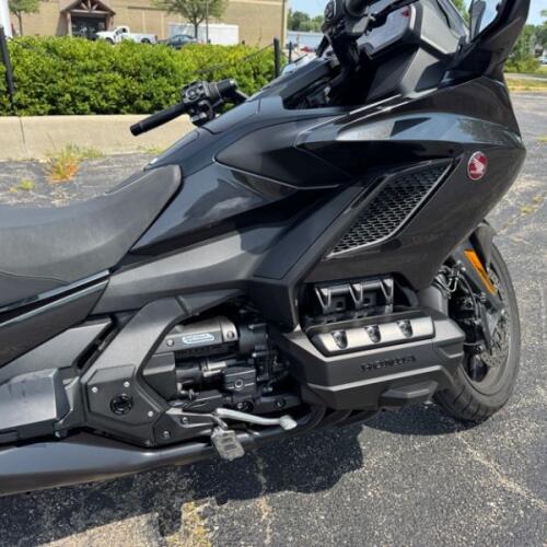 GL1800DL 2021 Gold Wing Tour Automatic DCT thumb 3