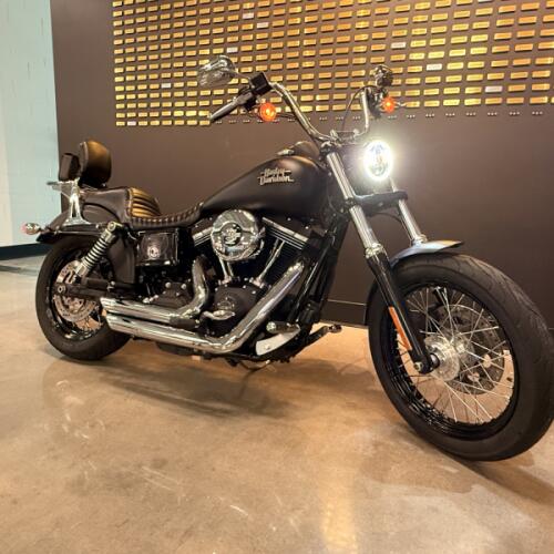 2015 Harley-Davidson® Street Bob® Black Denim thumb 1