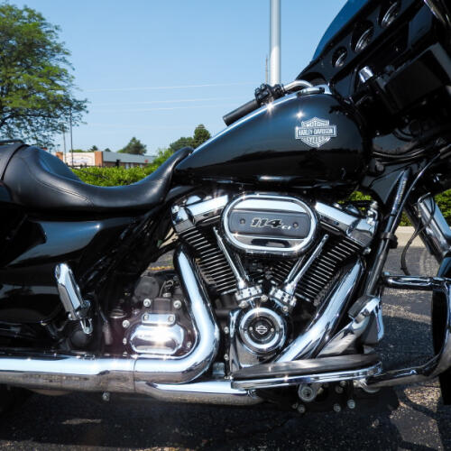 Harley-Davidson® Street Glide® Special 2021 FLHXS Vivid Black thumb 1