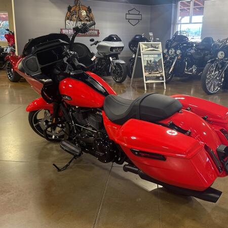 FLTRX 2026 Road Glide® thumb 1