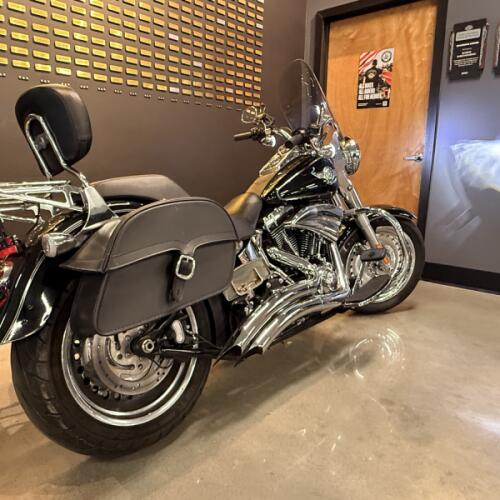 2013 Harley-Davidson® Fat Boy® Vivid Black thumb 0