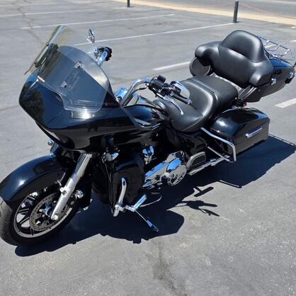 FLTRU 2019 Road Glide® Ultra thumb 1