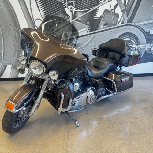 2013 Electra Glide® Ultra Limited FLHTK thumb 1