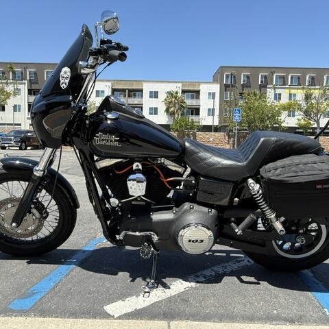 2014 Harley-Davidson® Street Bob® thumb 0