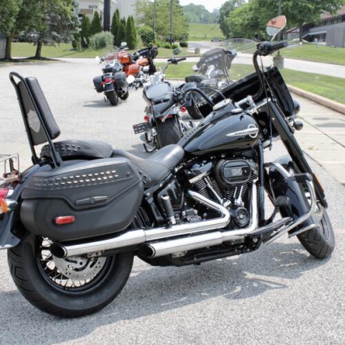 2020 Harley-Davidson Heritage Softail Classic 114 thumb 2