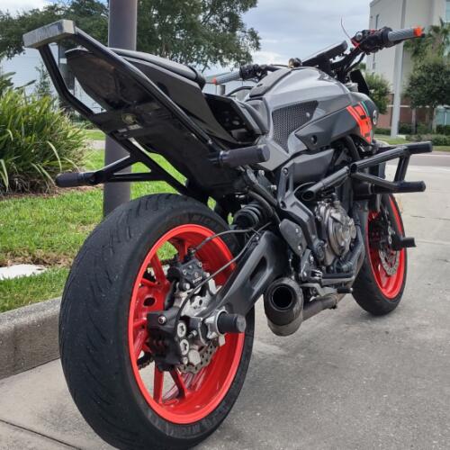Yamaha FZ-07 2016 thumb 1