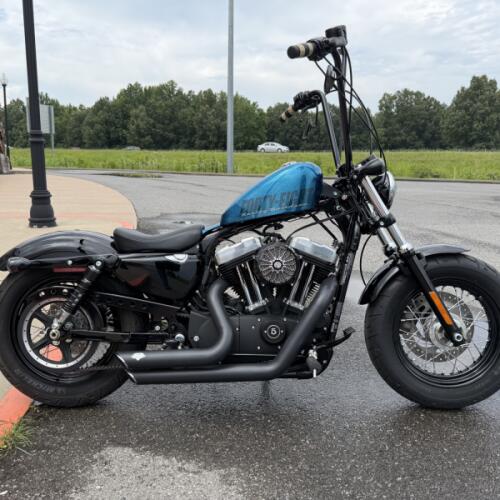 2015 Harley-Davidson® Forty-Eight® Hard Candy Cancun Blue Flake thumb 3