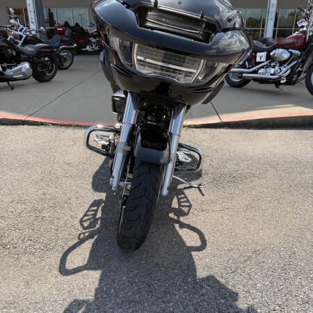 2024 Harley-Davidson® Road Glide® Vivid Black thumb 0