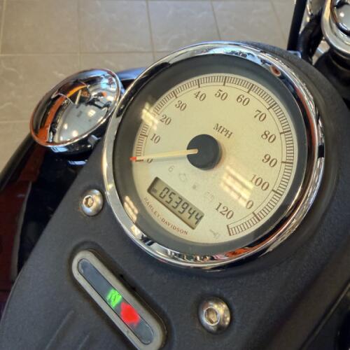2009 Harley-Davidson Dyna Street Bob FXDB thumb 3