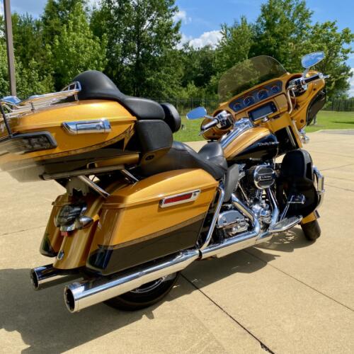 2015 Harley-Davidson CVO Ultra Limited Two-Tone Gold Rush/Carbon Dust thumb 1