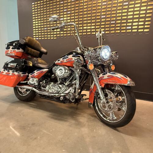 2005 Harley-Davidson® Road King® Classic Vivid Black thumb 1