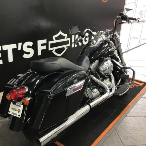 2013 Harley-Davidson® Switchback™ Vivid Black thumb 0