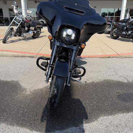 2021 Harley-Davidson® Street Glide® Special Vivid Black - Black Finish thumb 0