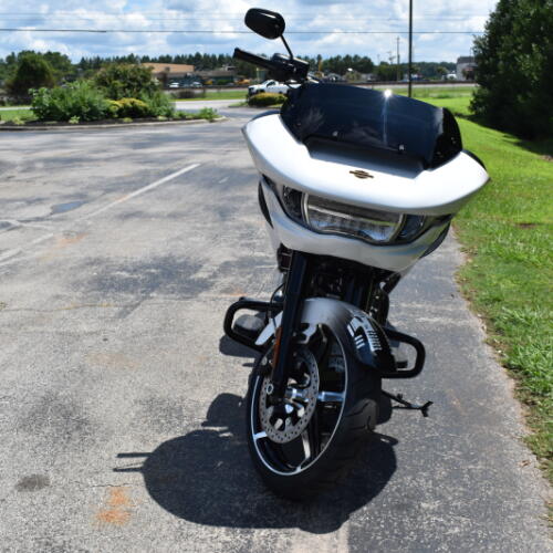 FLTRX 2026 Road Glide® thumb 2