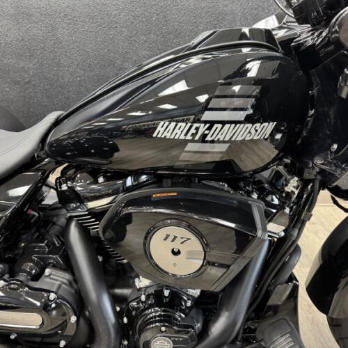 2026 Harley-Davidson® Road Glide 3 thumb 1
