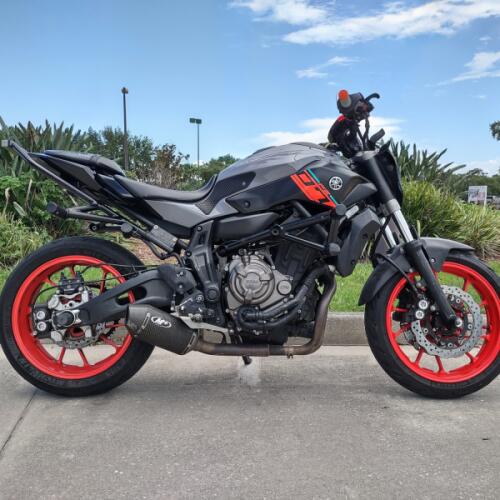 Yamaha FZ-07 2016 thumb 3