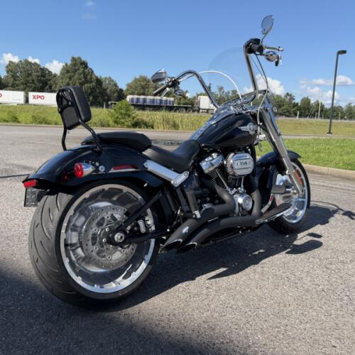 2020 Harley-Davidson® Fat Boy® 114 Vivid Black thumb 1
