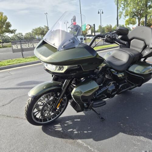 FLTRXL 2026 Road Glide Limited thumb 1