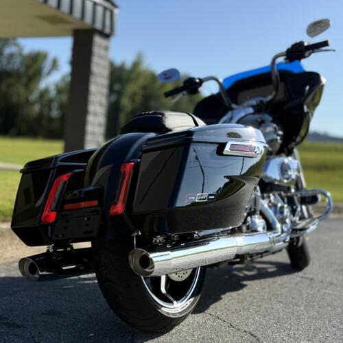 FLTRX 2026 Road Glide® thumb 1