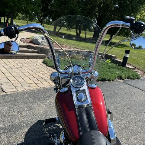 2007 Harley-Davidson® Heritage Softail® Classic RED/ BLACK PEARL thumb 1