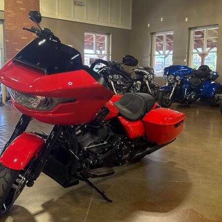 FLTRX 2026 Road Glide® thumb 3
