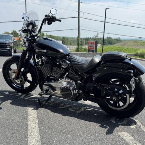 FXBB 2025 Street Bob™ thumb 0