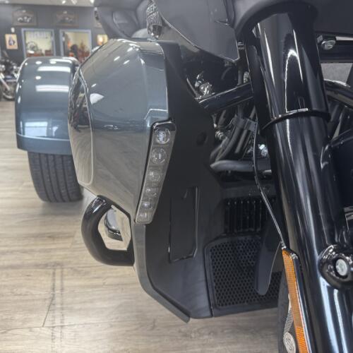 2026 Harley-Davidson® Street Glide 3 Limited  thumb 2