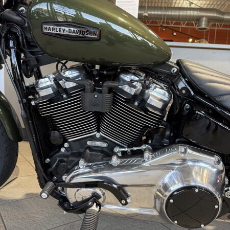 FXBB 2026 Street Bob® thumb 3